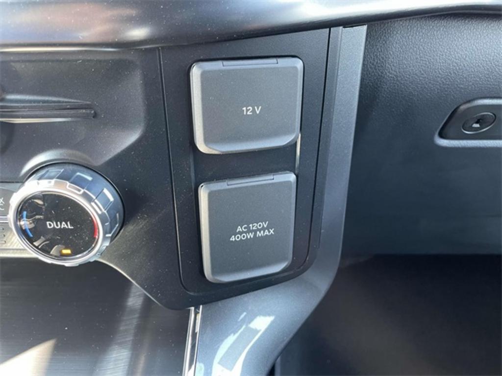2023 Ford F-150 Lariat photo