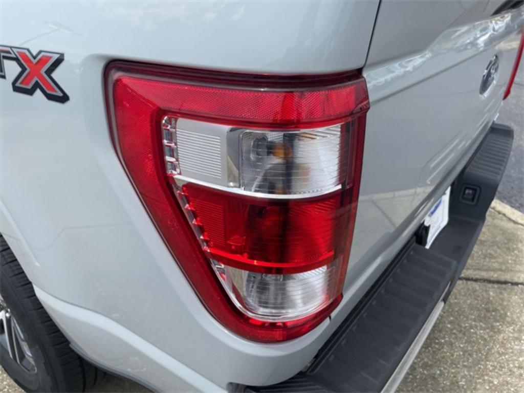 2023 Ford F-150 XL photo