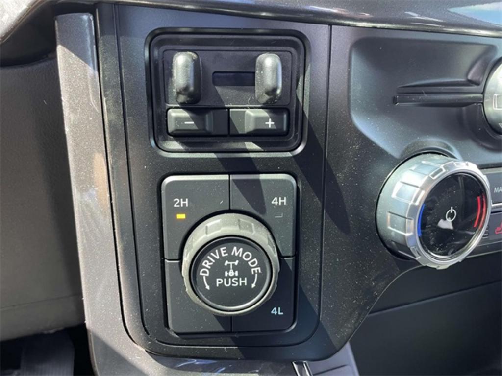 2023 Ford F-150 XLT photo