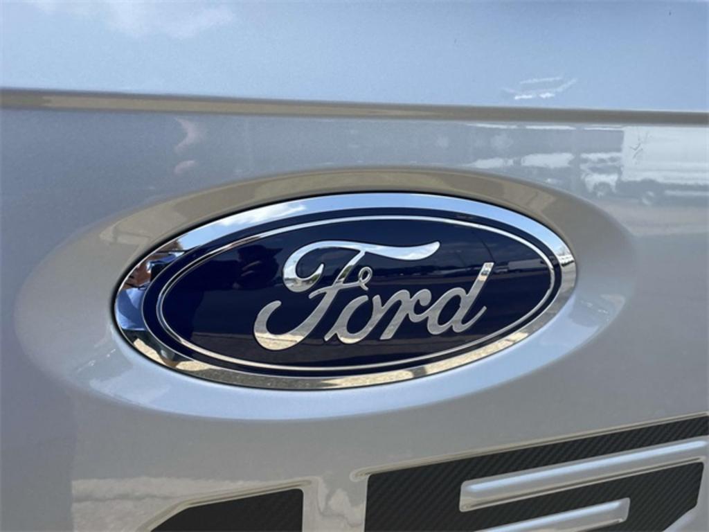 2023 Ford F-150 XLT photo