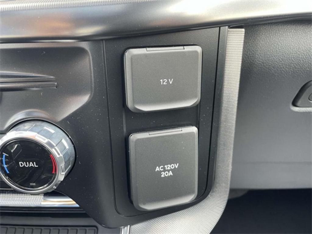 2023 Ford F-150 - $75,999