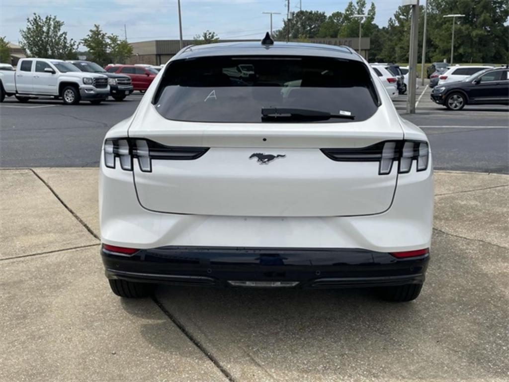 2023 Ford Mustang - $46,999