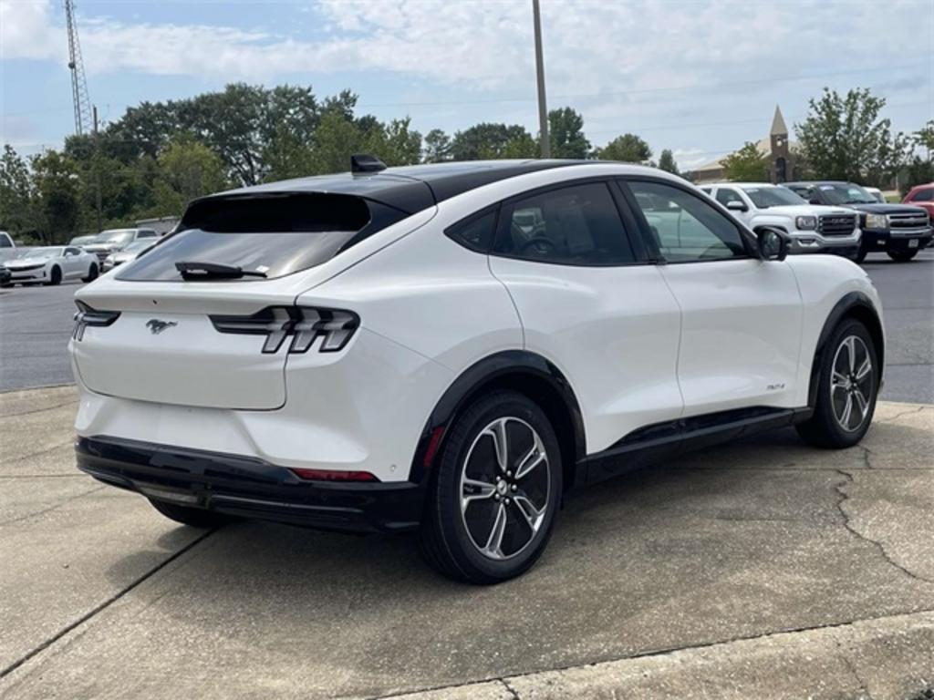 2023 Ford Mustang - $46,999