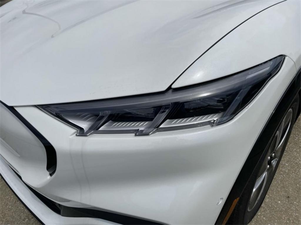 2023 Ford Mustang - $46,999