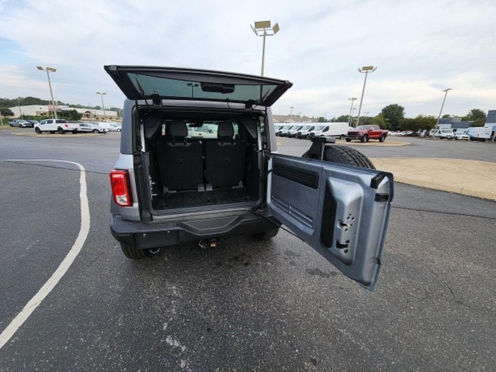2022 Ford Bronco - $40,000