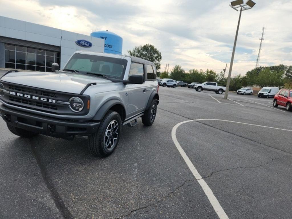 2022 Ford Bronco - $40,000