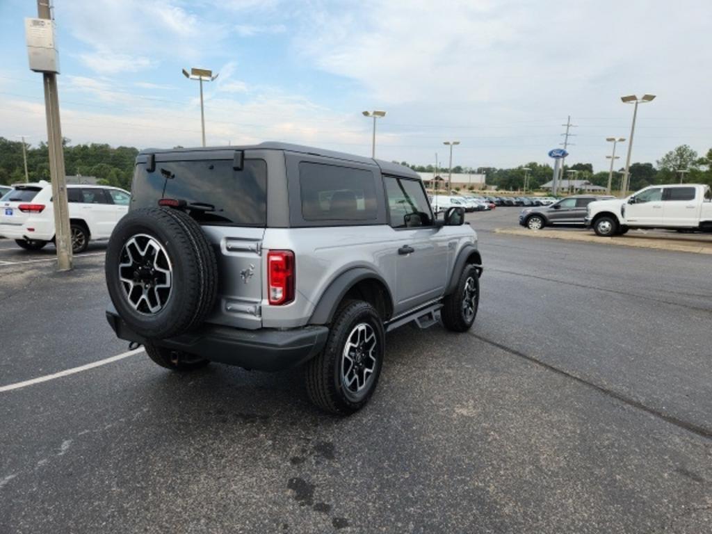 2022 Ford Bronco - $40,000