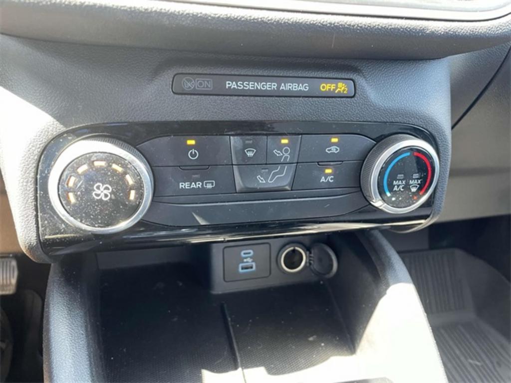2022 Ford Escape - $23,500
