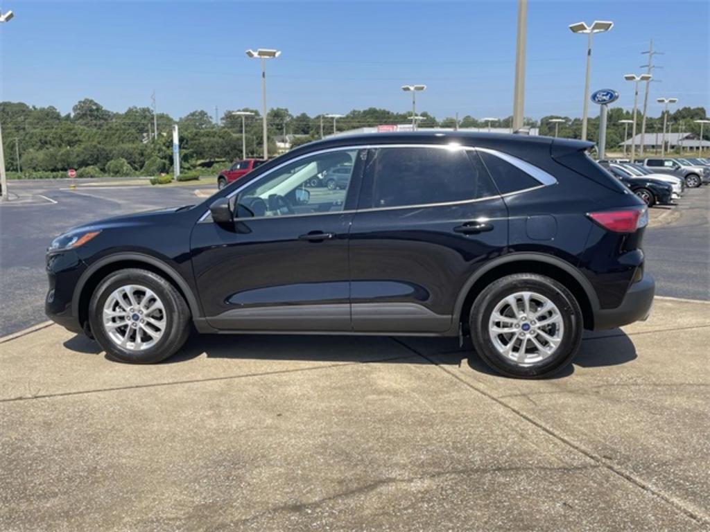2022 Ford Escape - $23,500