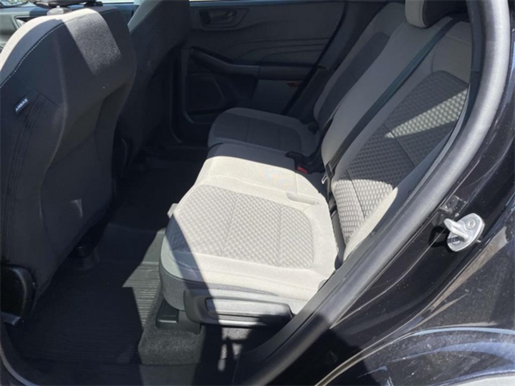 2022 Ford Escape - $23,500