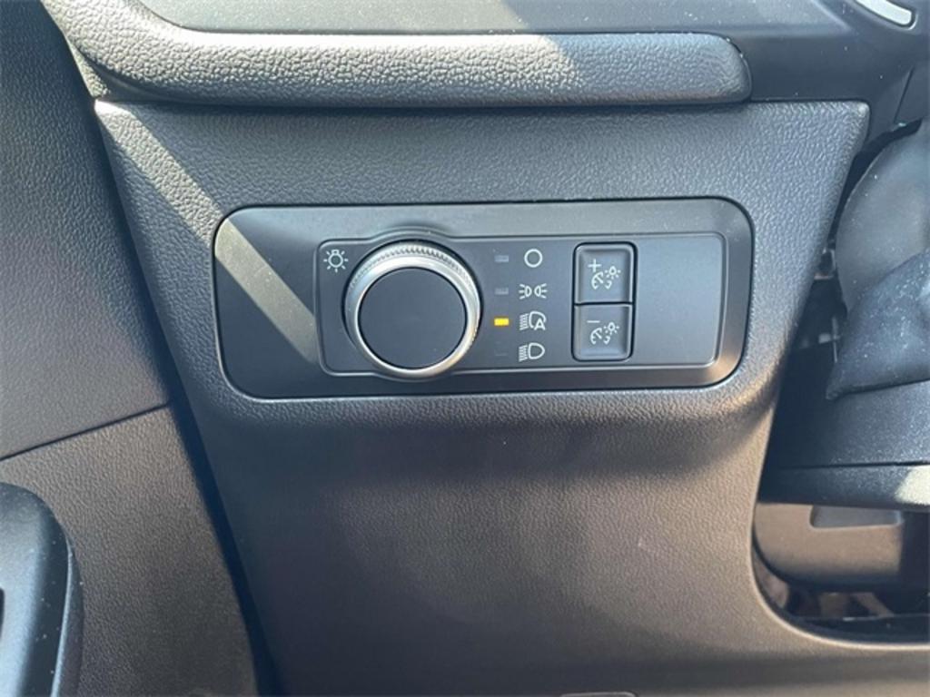 2022 Ford Escape - $23,500
