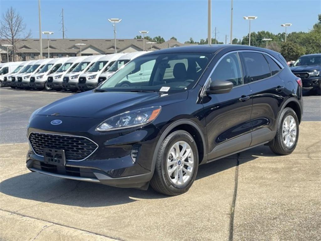 2022 Ford Escape - $23,500