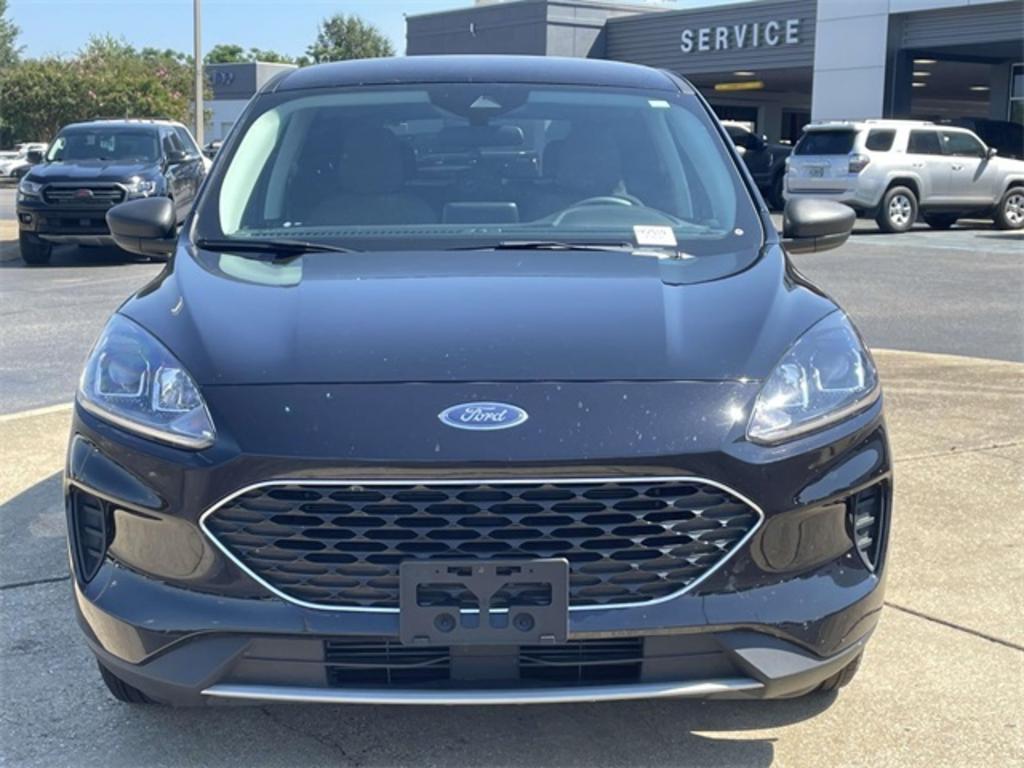 2022 Ford Escape - $23,500