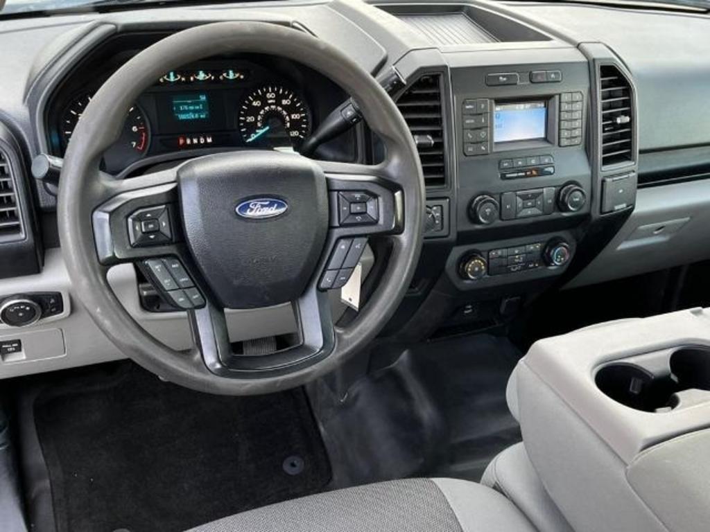 2019 Ford F-150 XL photo