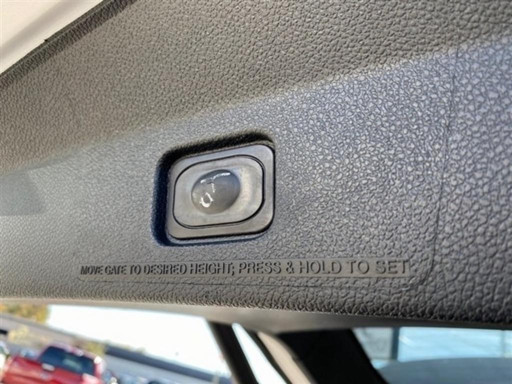 2018 Ford Explorer XLT photo