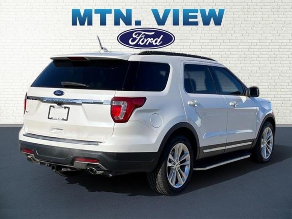 2018 Ford Explorer XLT photo