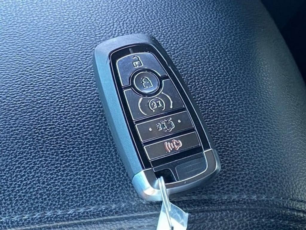 2018 Ford Explorer XLT photo