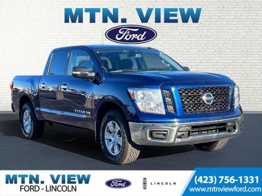 2019 Nissan Titan SV