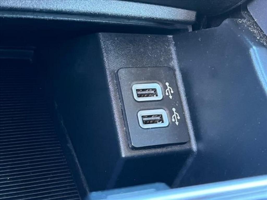 2020 Ford Edge SEL photo