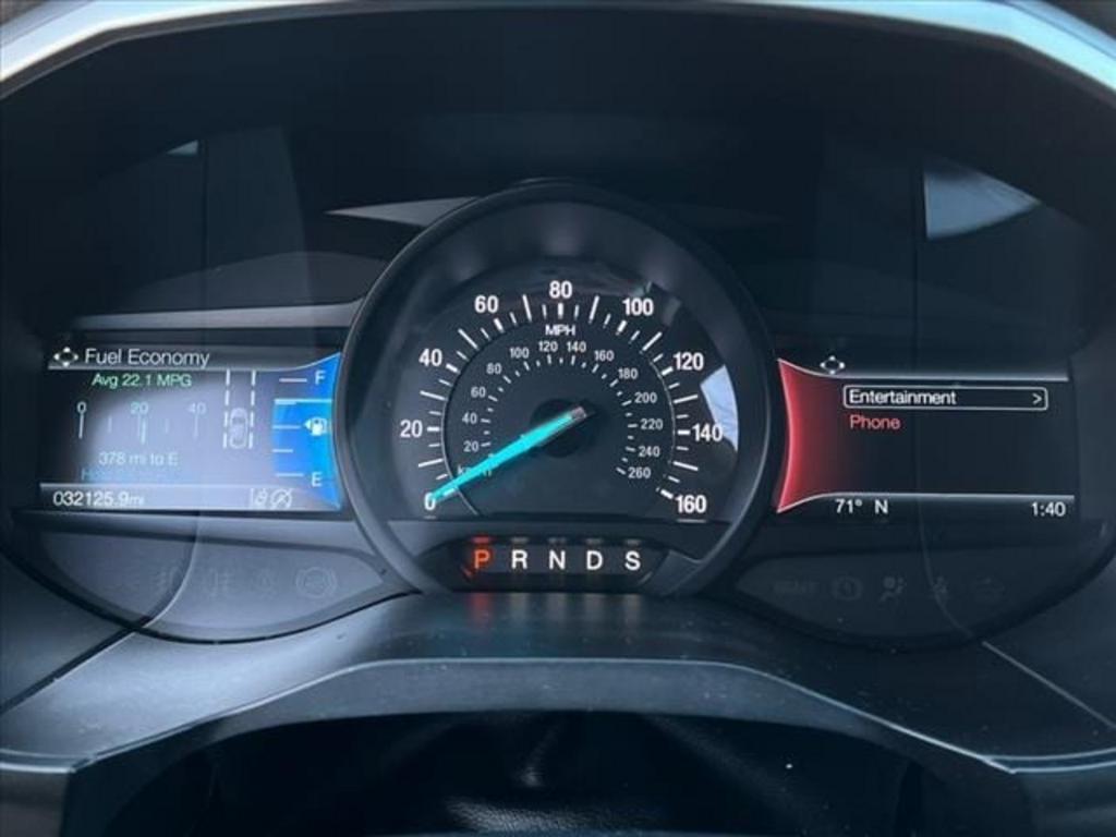 2020 Ford Edge SEL photo