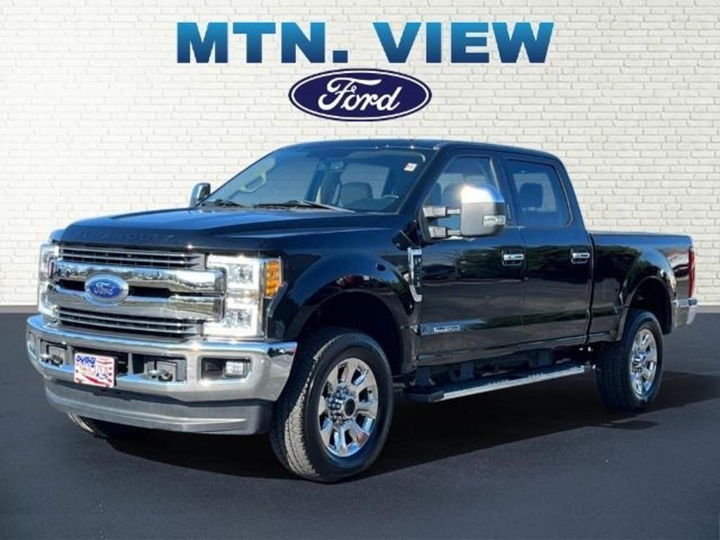 2018 Ford F-250SD Lariat photo