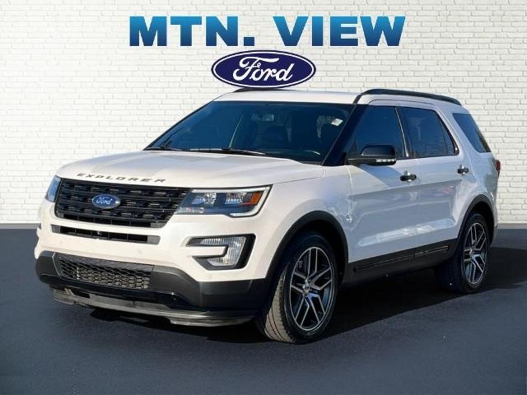 2017 Ford Explorer Sport photo