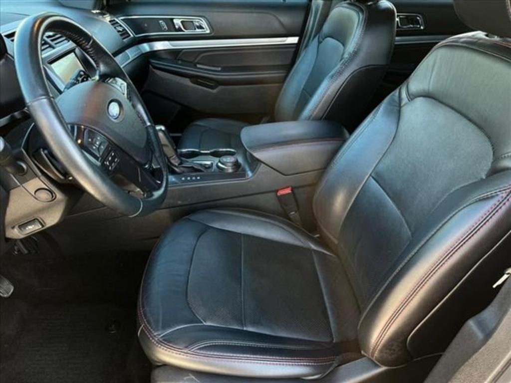 2017 Ford Explorer Sport photo