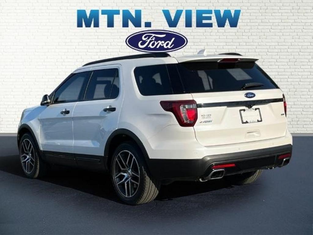 2017 Ford Explorer Sport photo