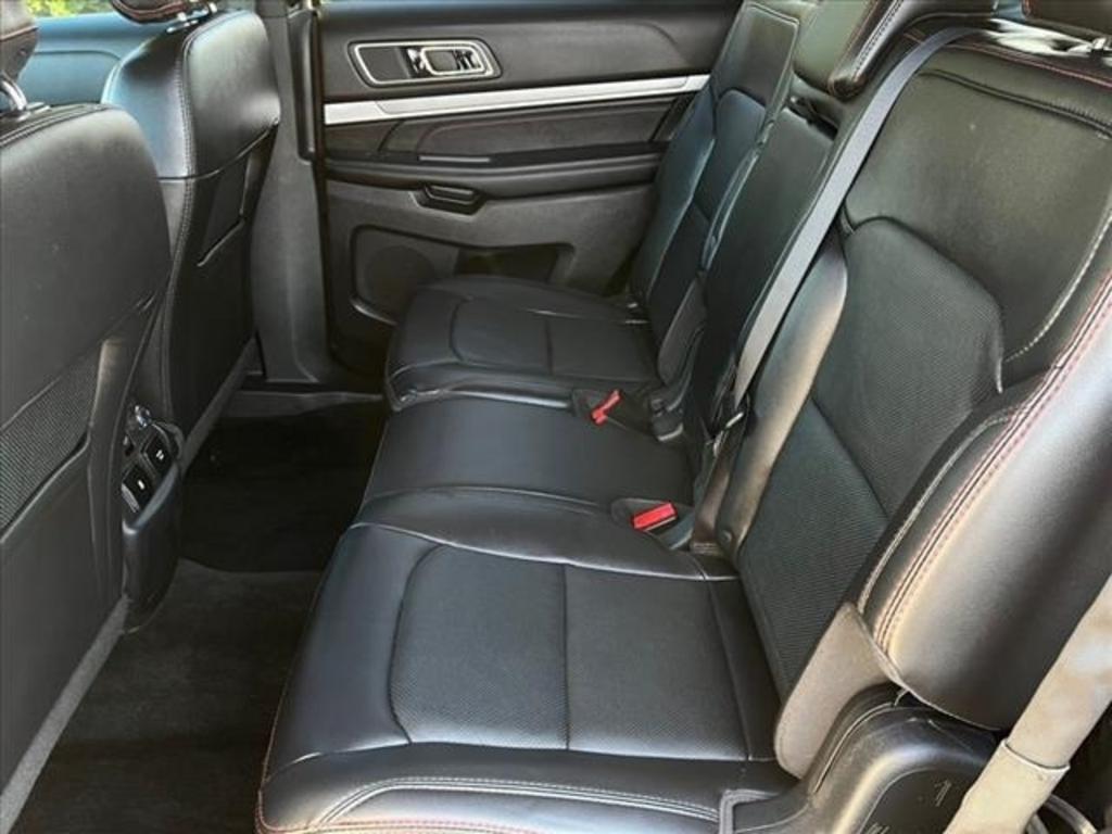 2017 Ford Explorer Sport photo