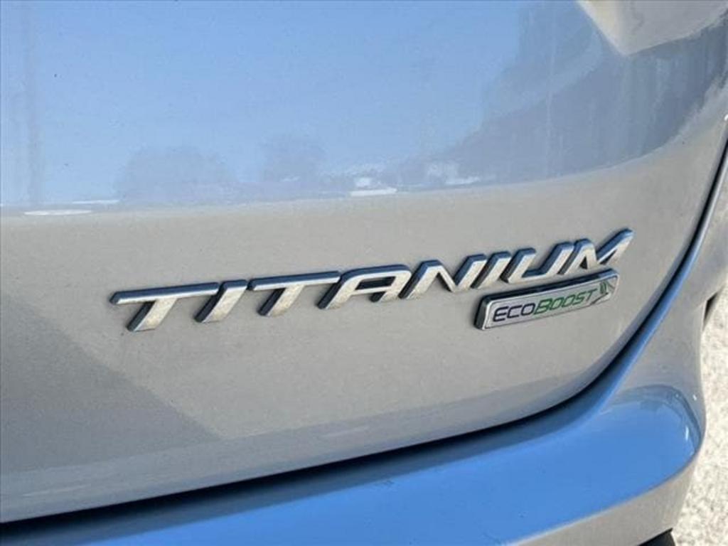 2019 Ford Edge Titanium photo
