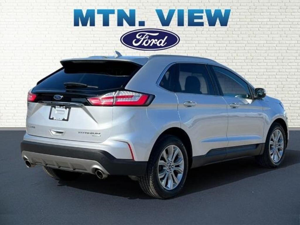 2019 Ford Edge Titanium photo