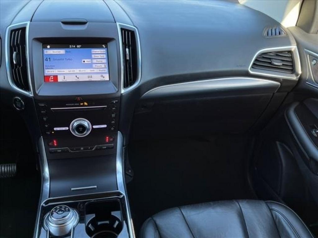 2019 Ford Edge Titanium photo