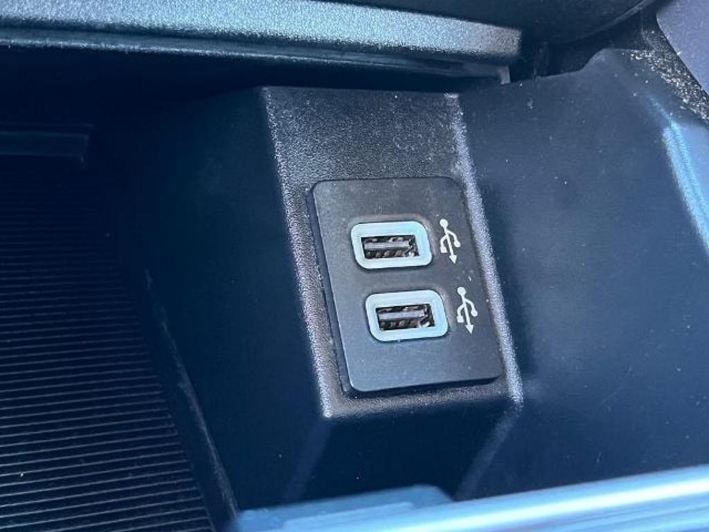 2020 Ford Edge SEL photo