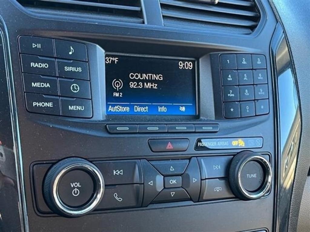 2018 Ford Explorer XLT photo