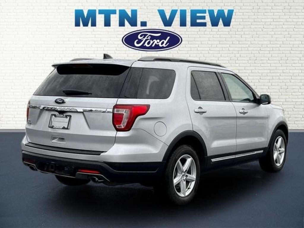 2018 Ford Explorer XLT photo