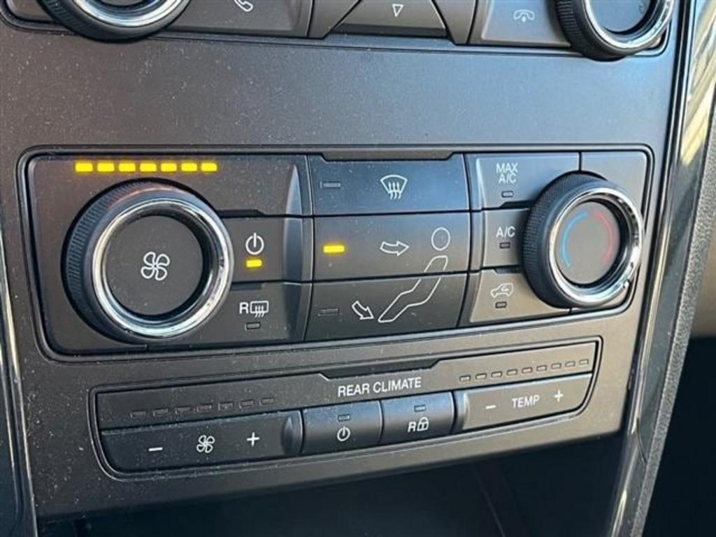 2018 Ford Explorer XLT photo