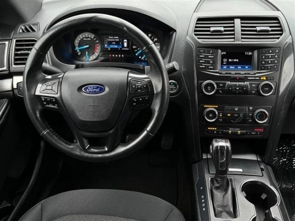 2018 Ford Explorer XLT photo