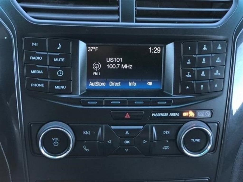2019 Ford Explorer photo