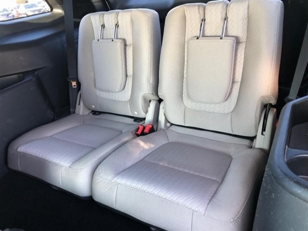 2019 Ford Explorer photo