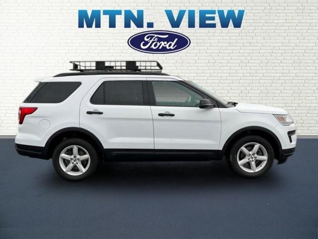 2019 Ford Explorer photo
