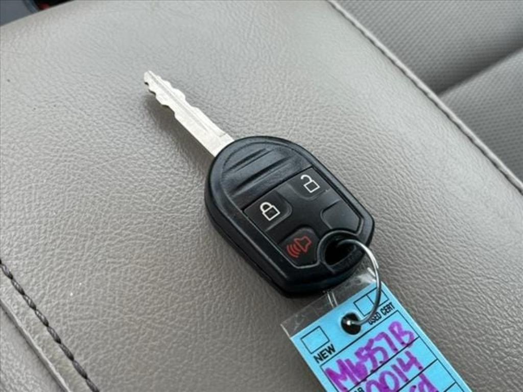 2014 Ford Edge SEL photo