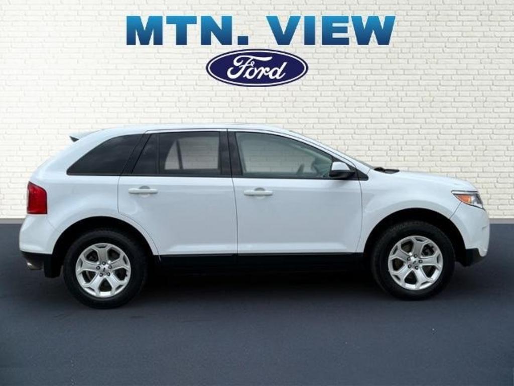 2014 Ford Edge SEL photo