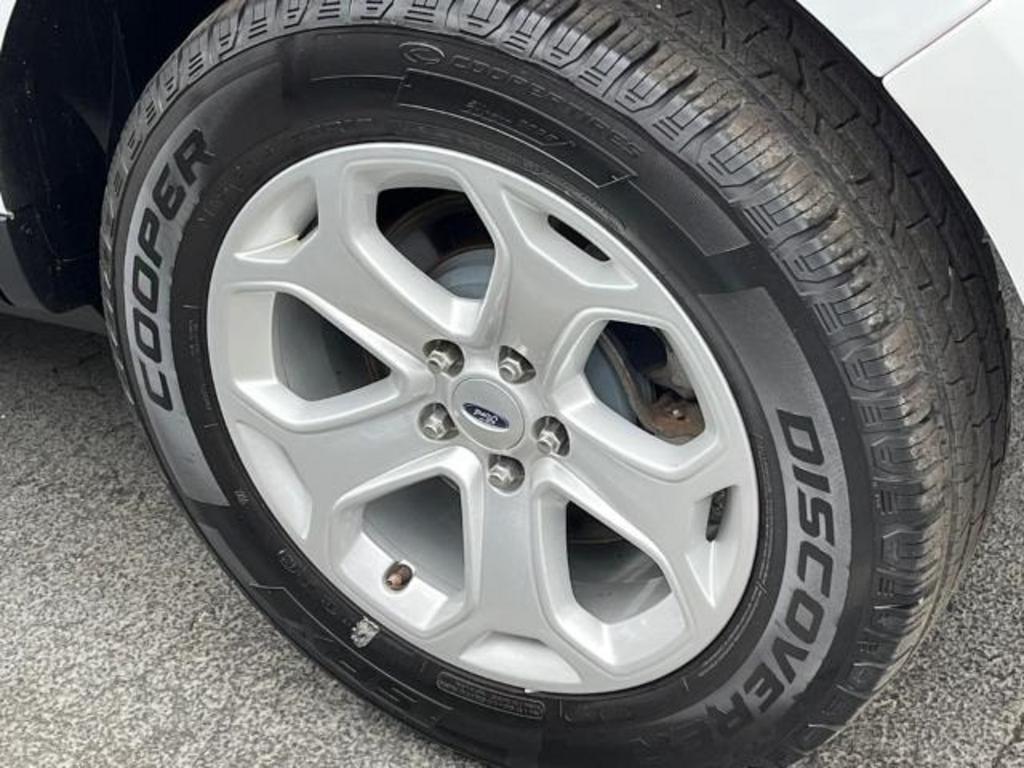 2014 Ford Edge SEL photo