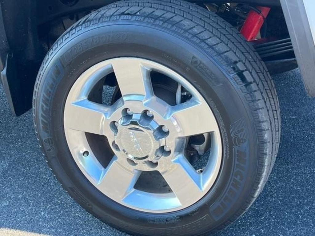 2016 GMC Sierra 2500HD Denali photo