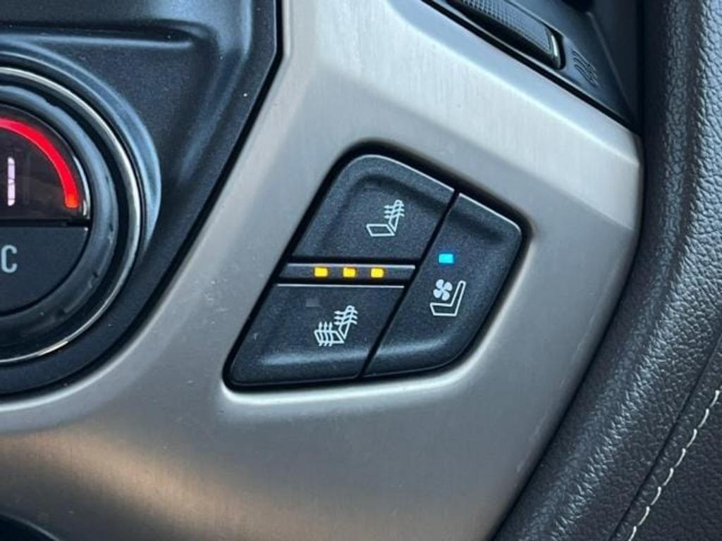 2016 GMC Sierra 2500HD Denali photo