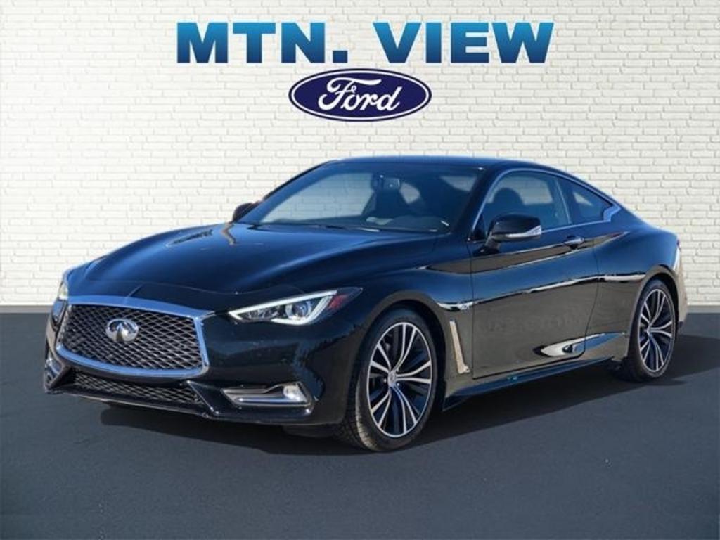 2018 Infiniti Q60 3.0t Luxe photo