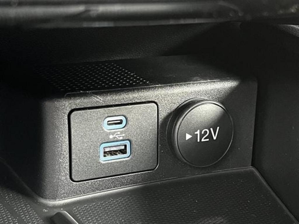 2022 Ford Escape - $36,725
