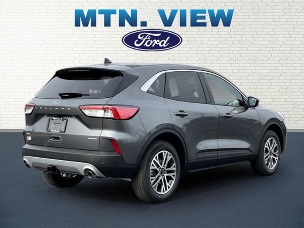 2022 Ford Escape - $36,725