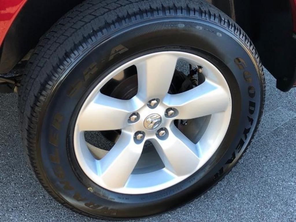 2015 Ram 1500 - $30,999