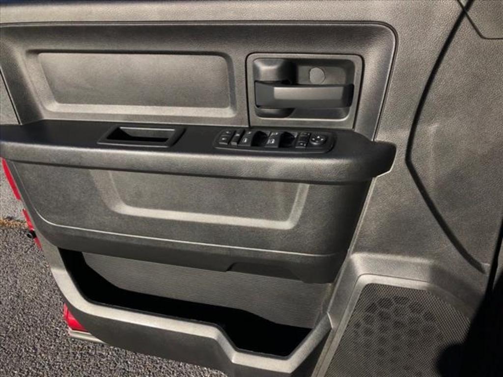 2015 RAM 1500 Express photo
